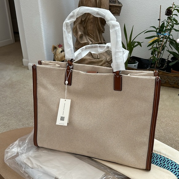 Brand new Tory Burch Ella canvas tote bag in natural / classic cuoio (NWT)-SOLD - Picture 4 of 5